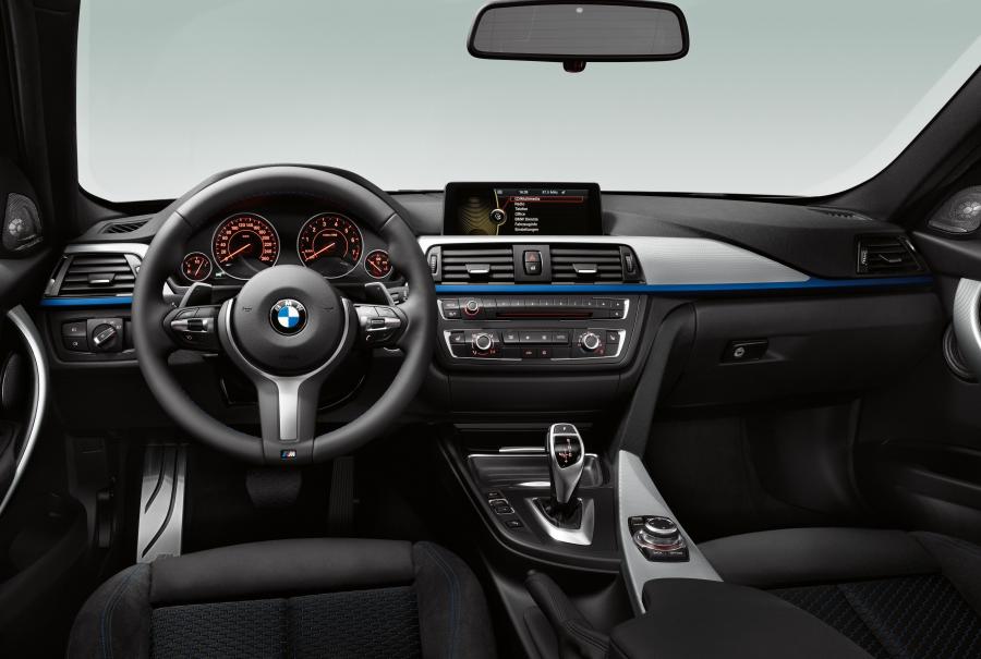  BMW 3-Series M-Sport Package 2011 года  (фото 2 из 3)